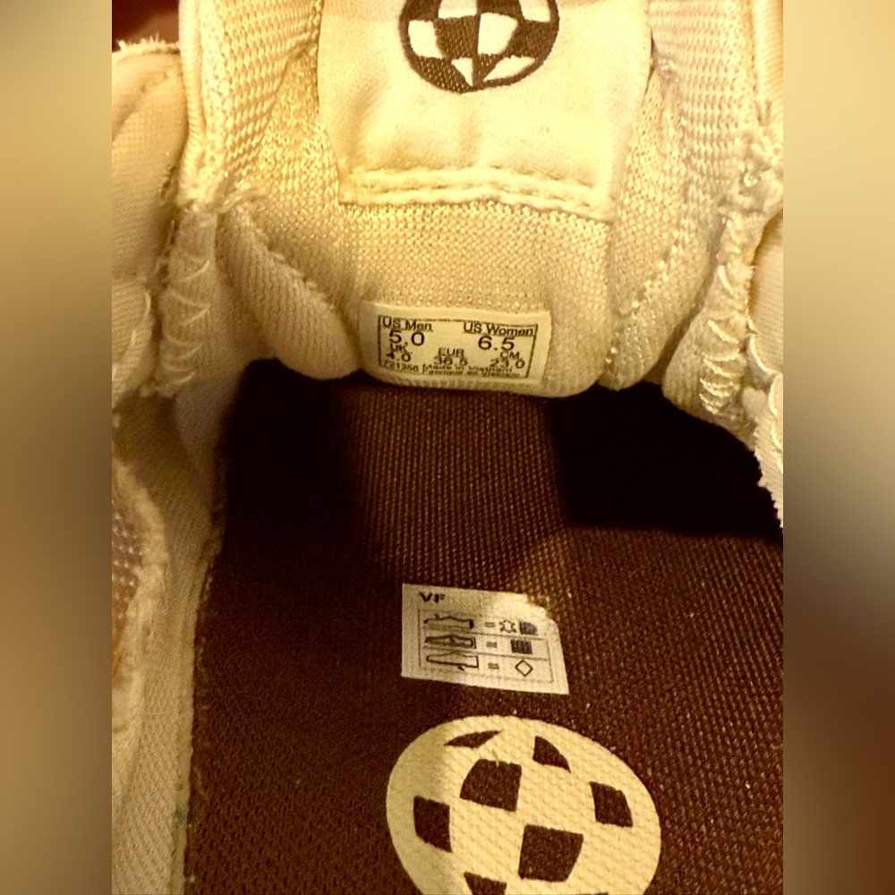 Vans MTE Ultrarange Neo VR3 in Python Vintage White Unisex W6.5 / M5 - Picture 12 of 14